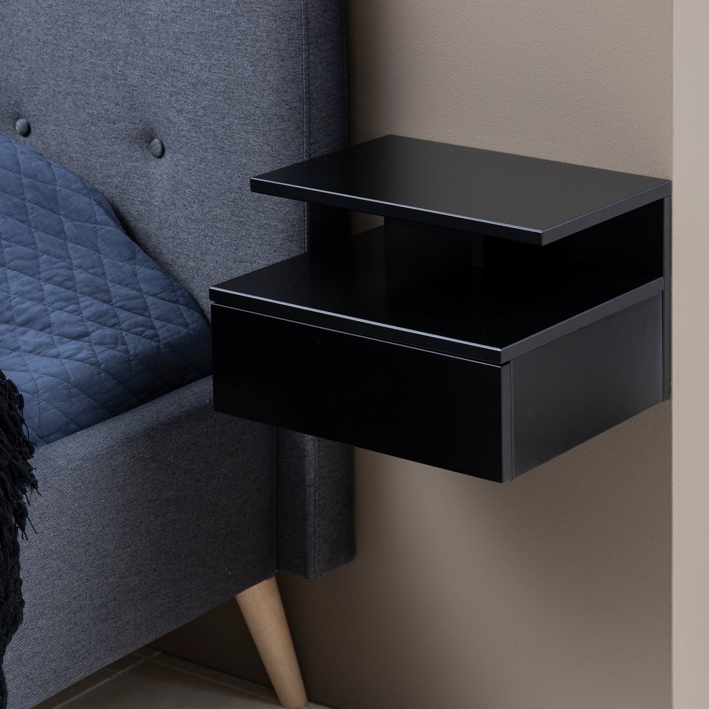 Ashlan Bedside Cabinet with 1 Drawer in Black