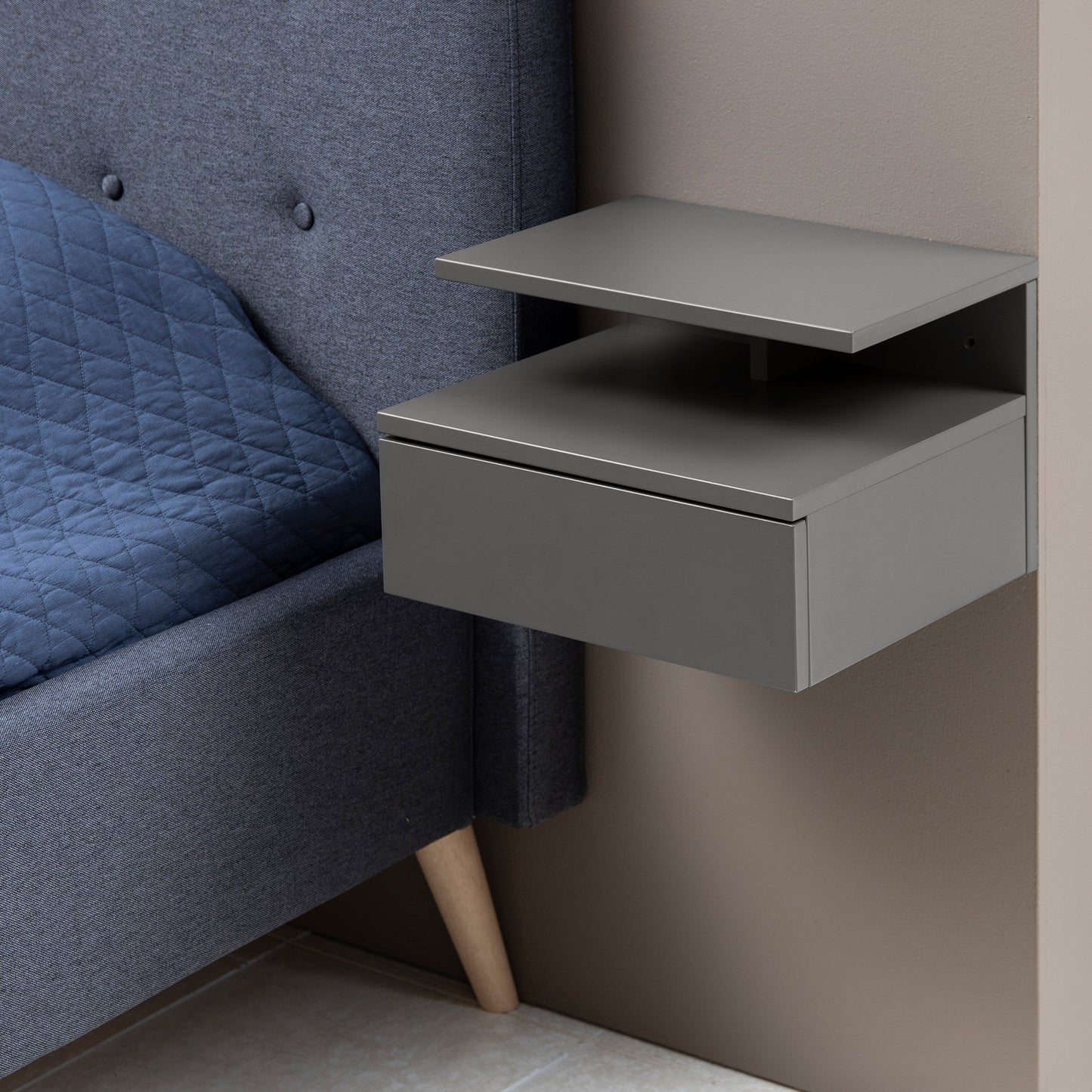 Ashlan Bedside Cabinet with 1 Drawer in Grey