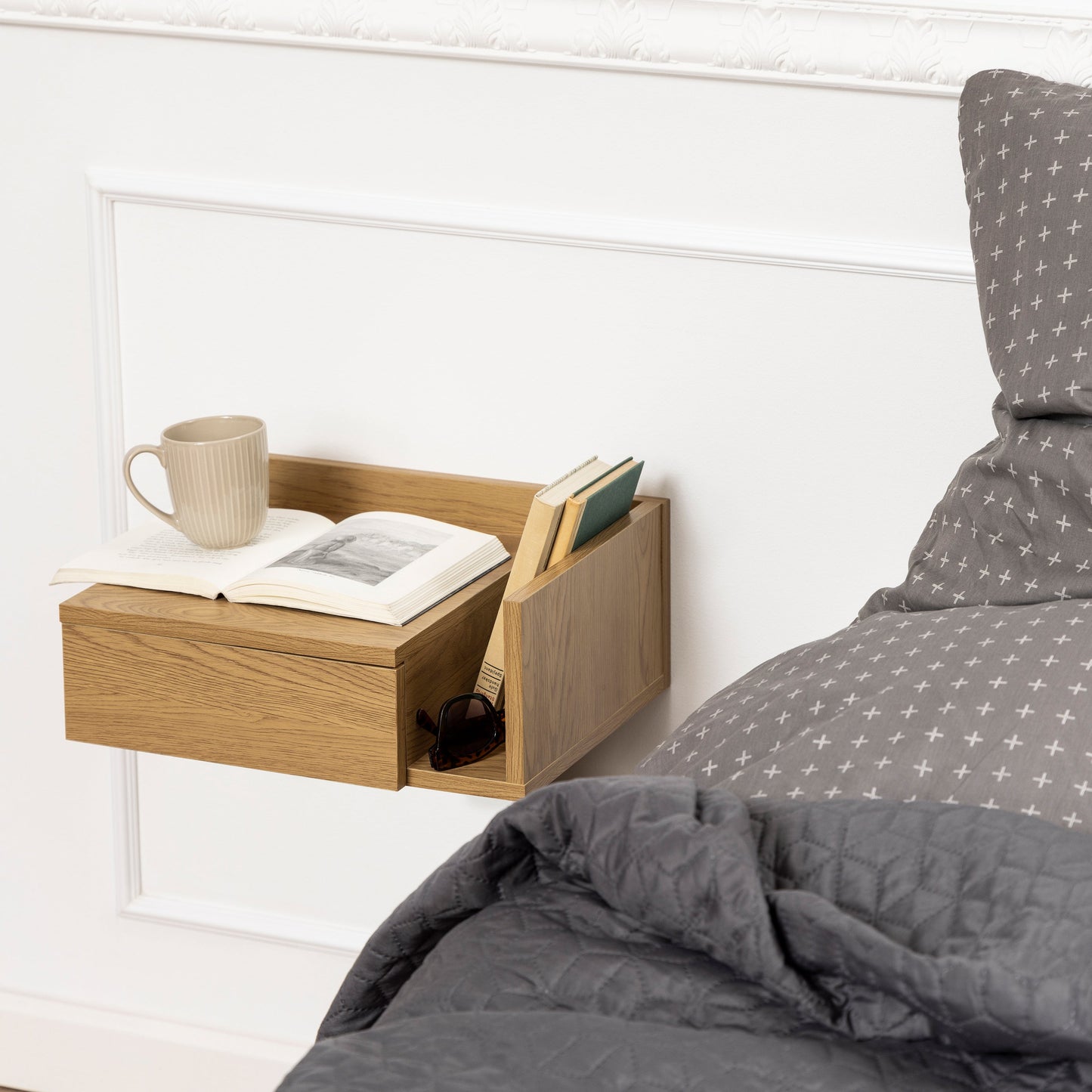 Ashlan Square Bedside Cabinet with 1 Drawers in Oak