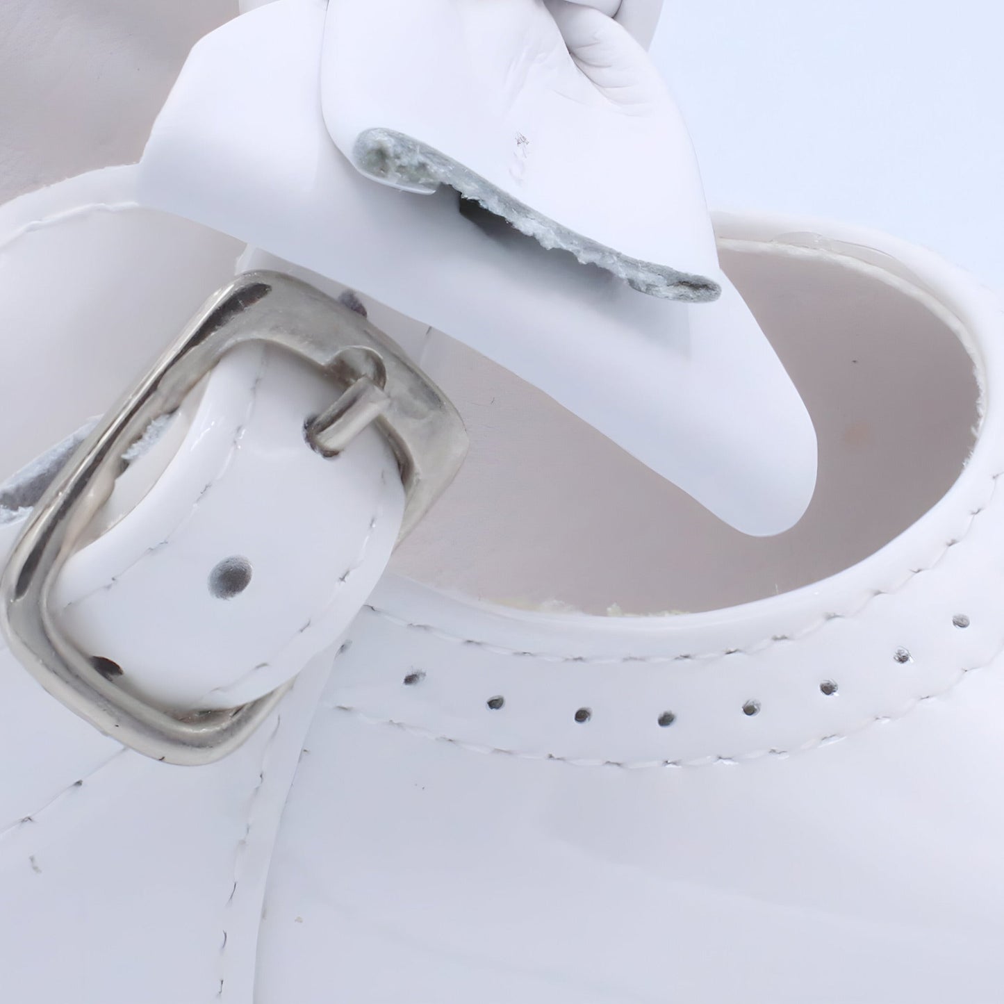 'Vitoria' Girls White Patent Bar Shoes